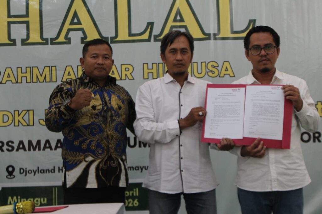 Ahmad saat resmi dilantik sebagai Ketua DPW Jawa Barat HIPNUSA di Holyland Haurgeulis Indramayu pada 19 April 2026 bersama jajaran pengurus dan anggota.